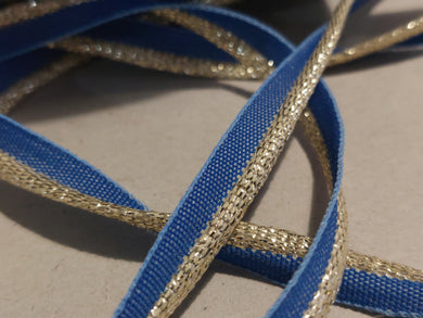 10 METRES OF BLUE / GOLD LUREX FLANGED PIPING - APPROX 1cm WIDE