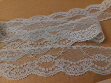 10 METRES OF BEAUTIFUL LIGHT BLUE SCALLOPED LACE - APPROX 4cm WIDE