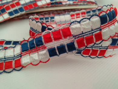 FULL PACK - 26 METRES OF VINTAGE TRIM - BEAUTIFUL RED WHITE AND BLUE TRIM - EMBROIDERED ORGANZA LACE - APPROX 28mm WIDE