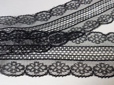 10 METRES OF BLACK LACE DOUBLE SCALLOPED EDGE - APPROX 5.5cm WIDE crafts sewing