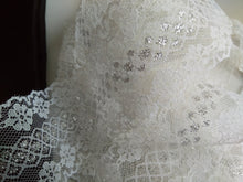 10 METRES OF VINTAGE LACE - WHITE LACE WITH SILVER LUREX SPARKLE, DOUBLE SCALLOPED EDGE - APPROX 6cm WIDE crafts sewing